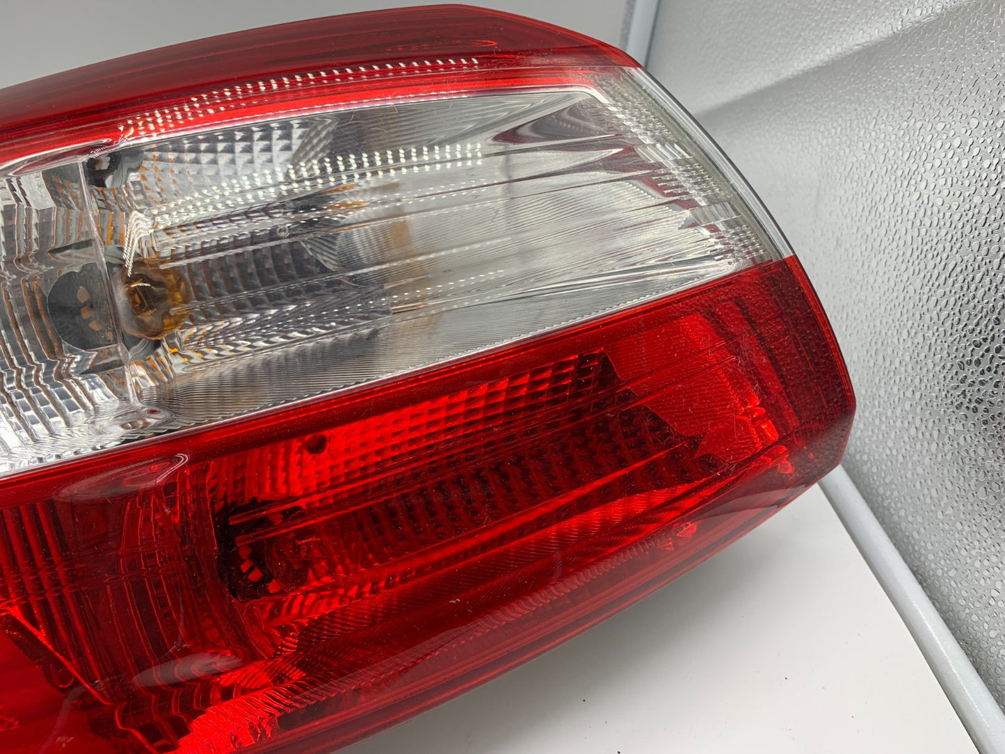 2012-2014 Ford Focus Driver Side Tail Light Taillight OEM B03B49001