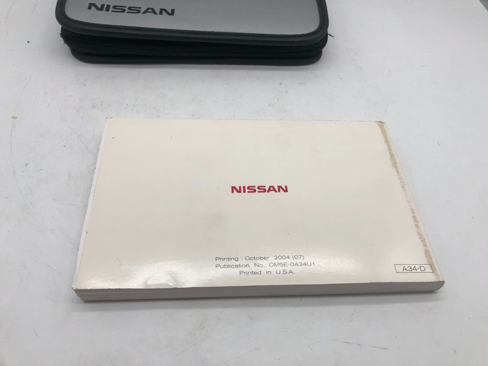 2005 Nissan Maxima Owners Manual with Case OEM A01B02004