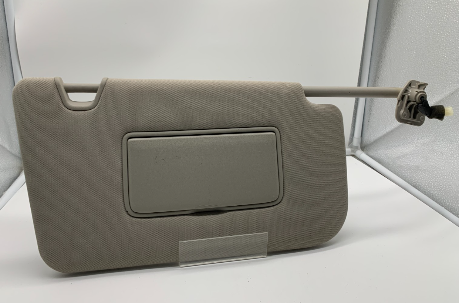 2014-2017 Nissan Rogue Passenger Sun Visor Gray with Illumination OEM