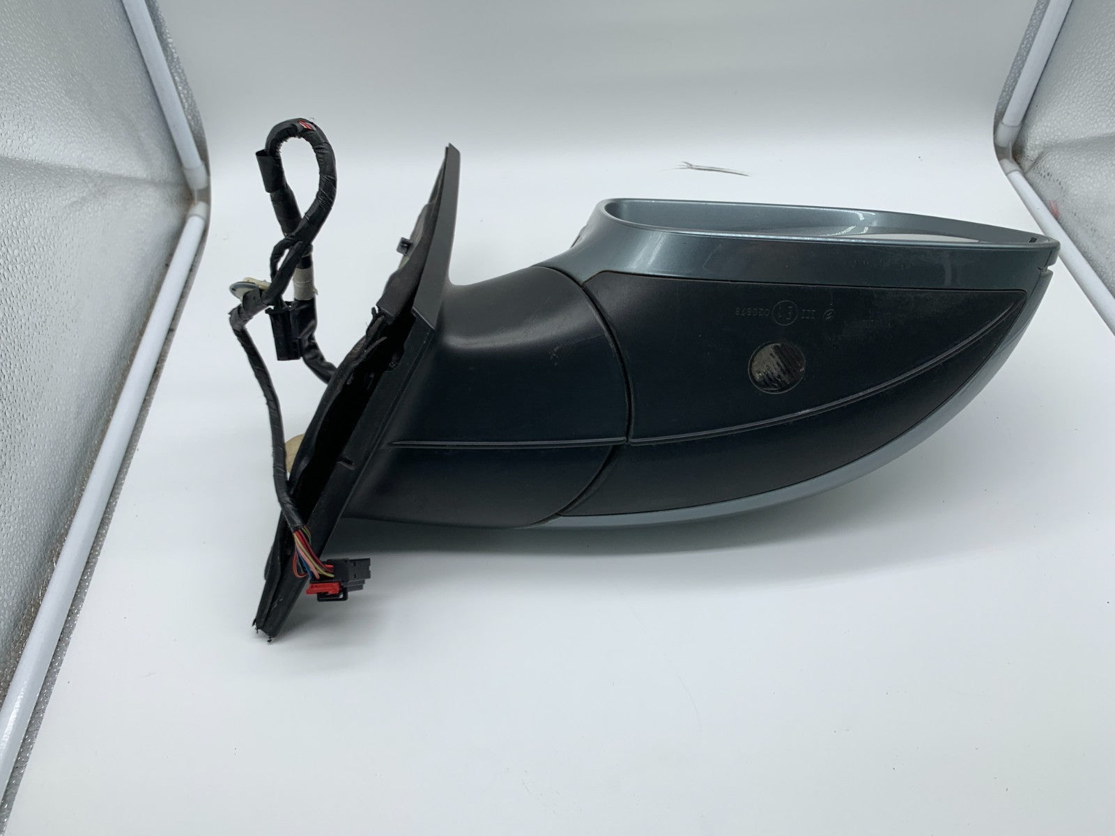 2007-2009 Audi Q7 Passenger Side View Power Door Mirror Blue OEM BSA C04B40008