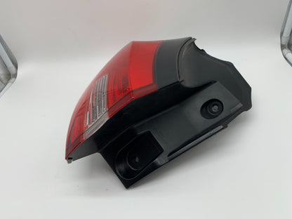 2014-2018 Jeep Cherokee Driver Side Tail Light Taillight OEM B03B53033