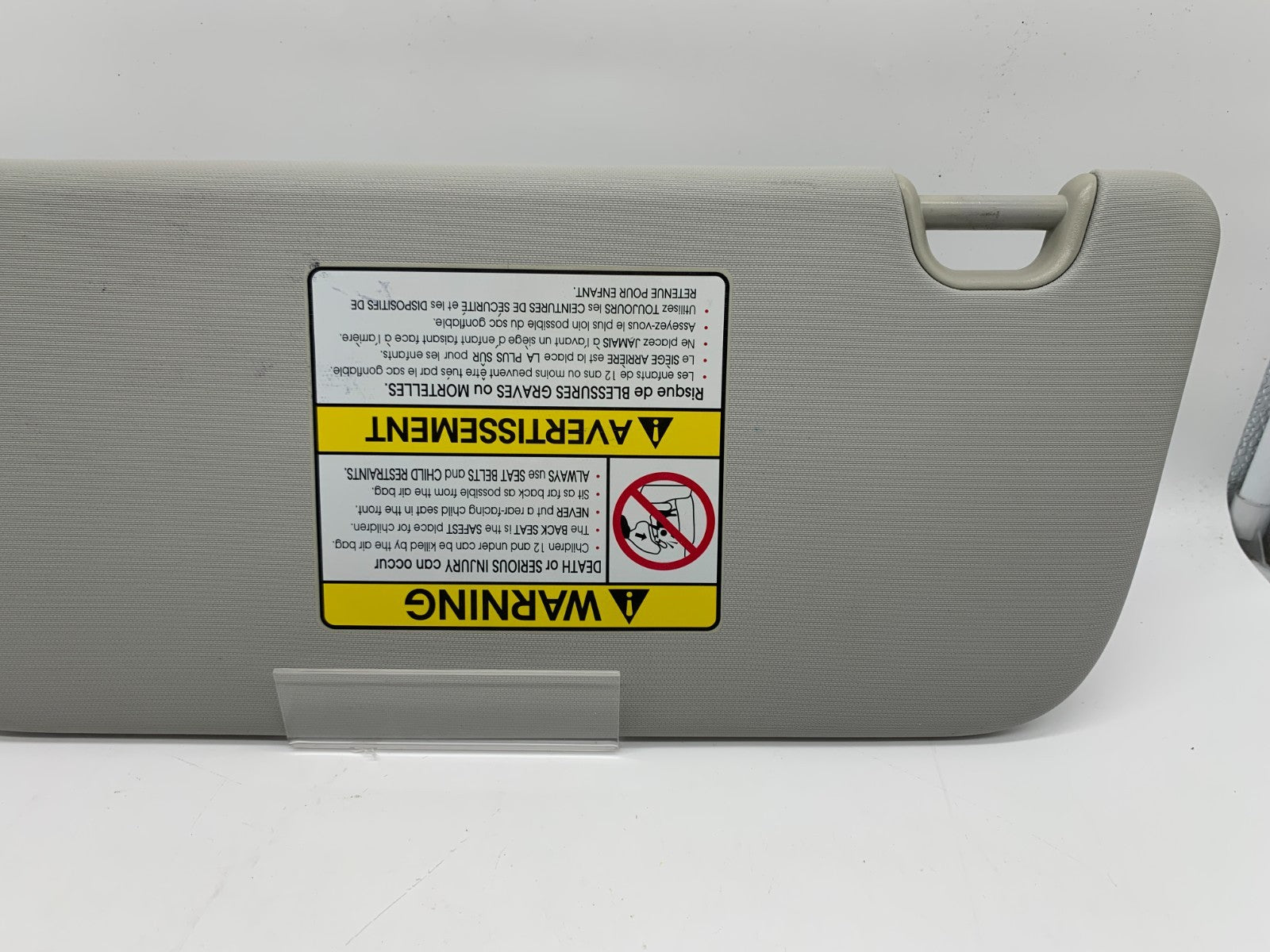 2014-2019 Kia Soul Passenger Sun Visor Gray Illuminated OEM A02B54009