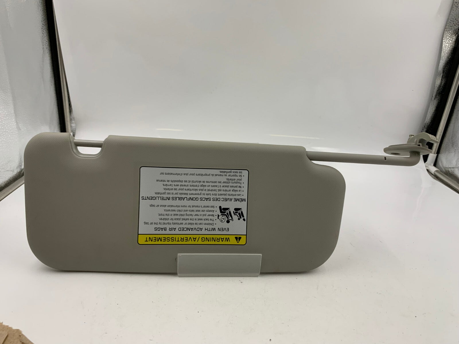 2018-2020 Kia Rio Driver Sun Visor Gray OEM D01B11001