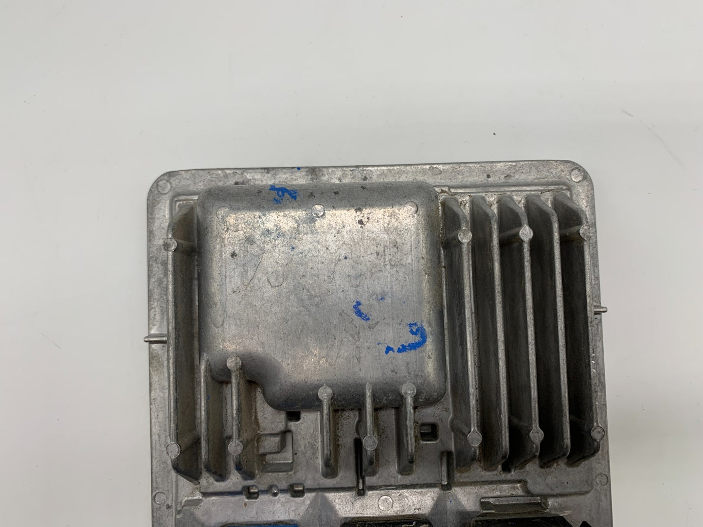 2019 Chevrolet Equinox Engine Control Module Unit ECU ECM OEM B04B35011