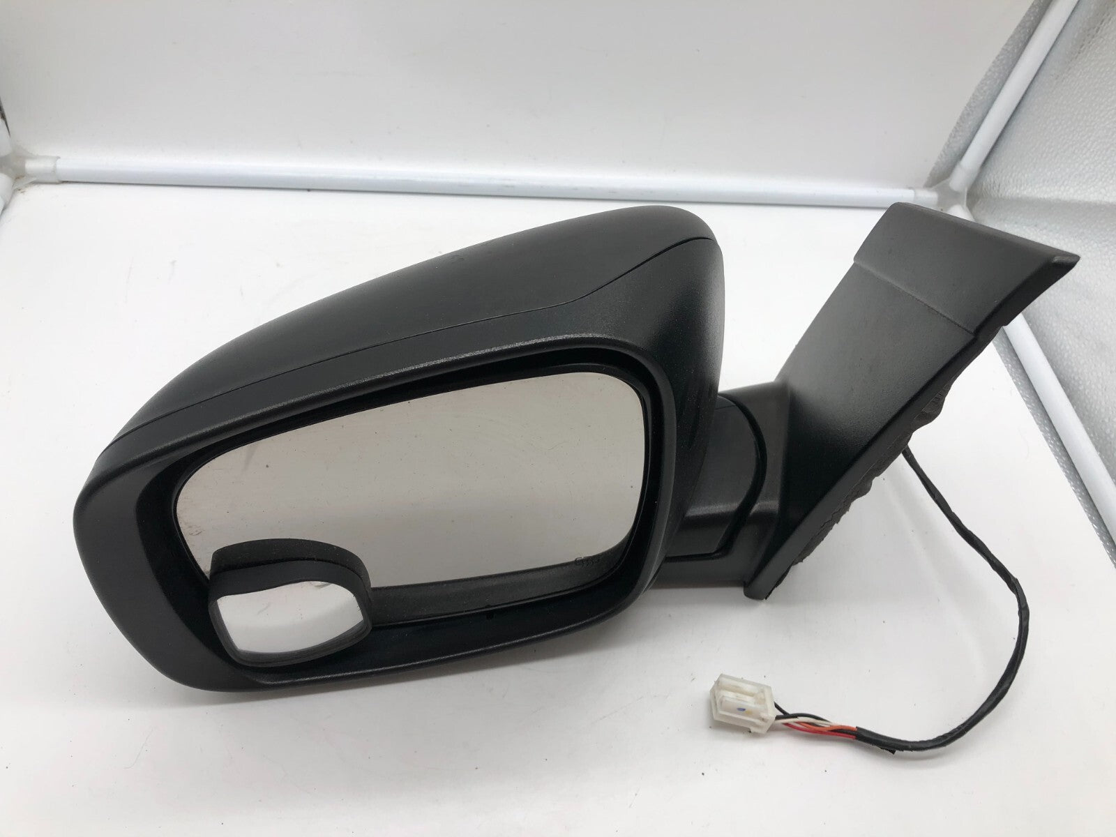 2011-2020 Dodge Caravan Driver Side View Power Door Mirror Black OEM C02B52001