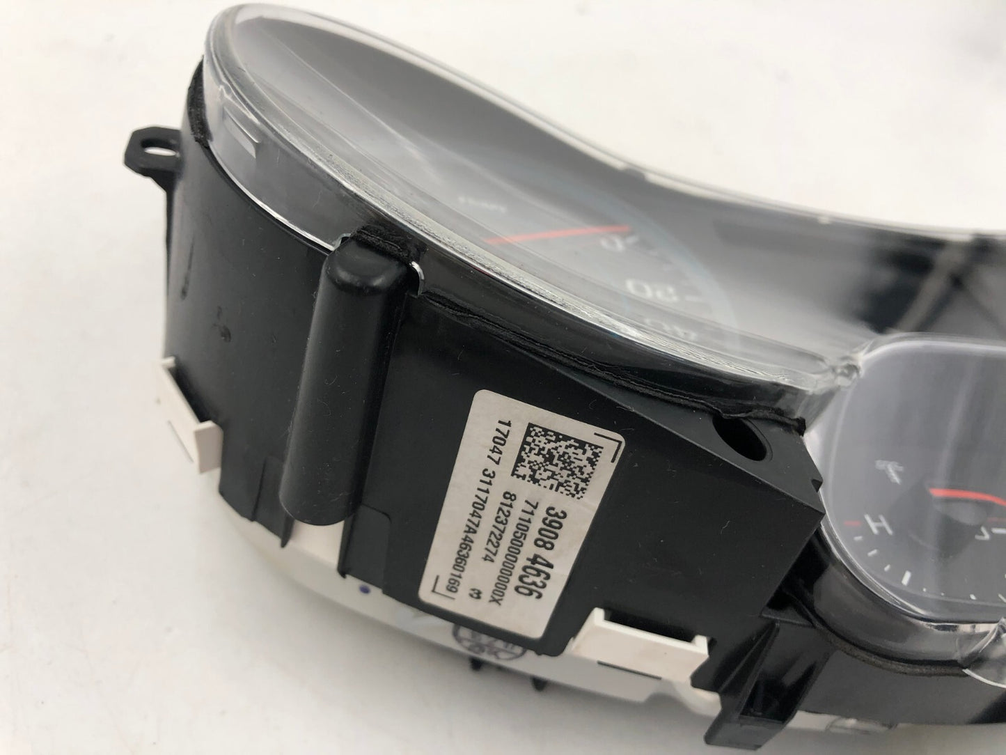 2017-2018 Chevrolet Cruze Speedometer Instrument Cluster 10071 Miles B01B03007