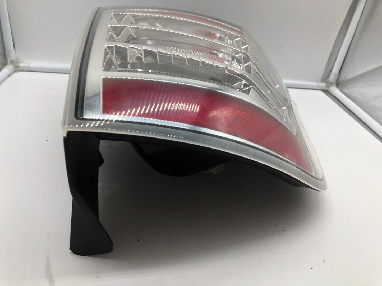2007-2010 Ford Edge Driver Side Tail Light Taillight OEM D04B70008