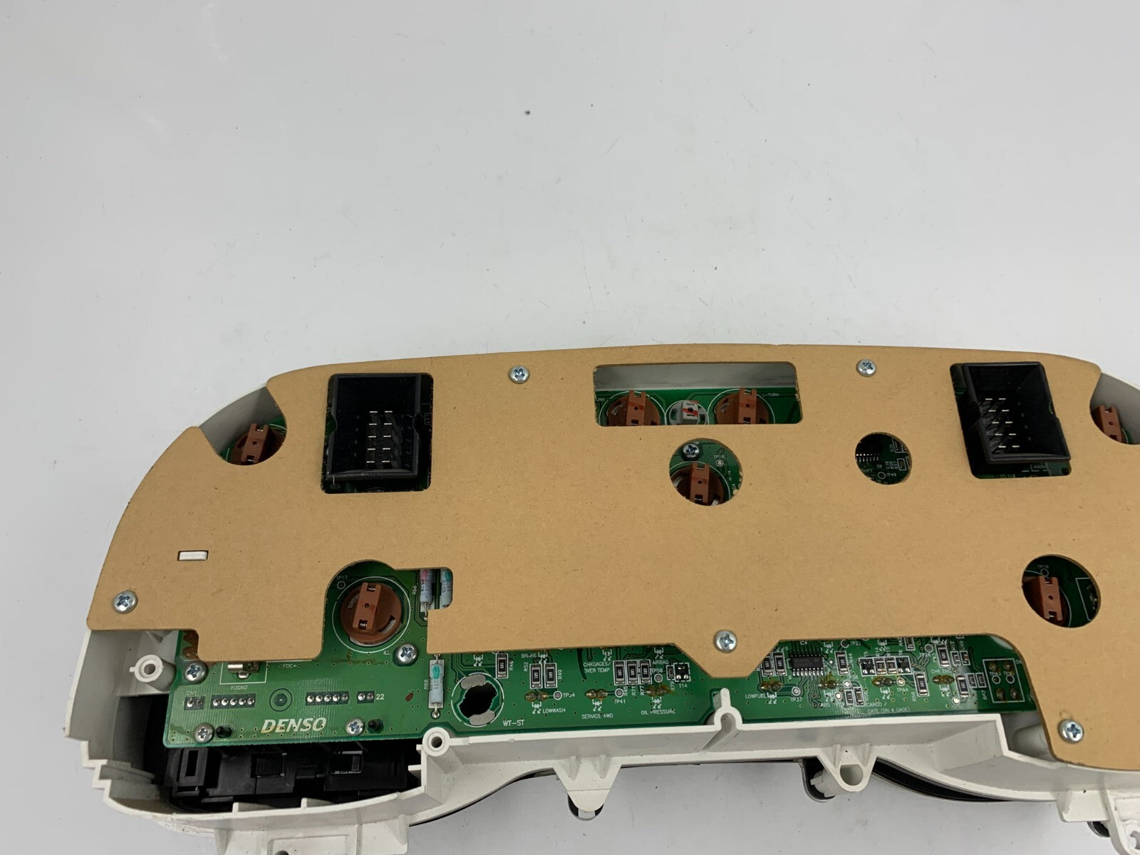 2003 Dodge Durango Speedometer Instrument Cluster 149542 Miles OEM B02B55032