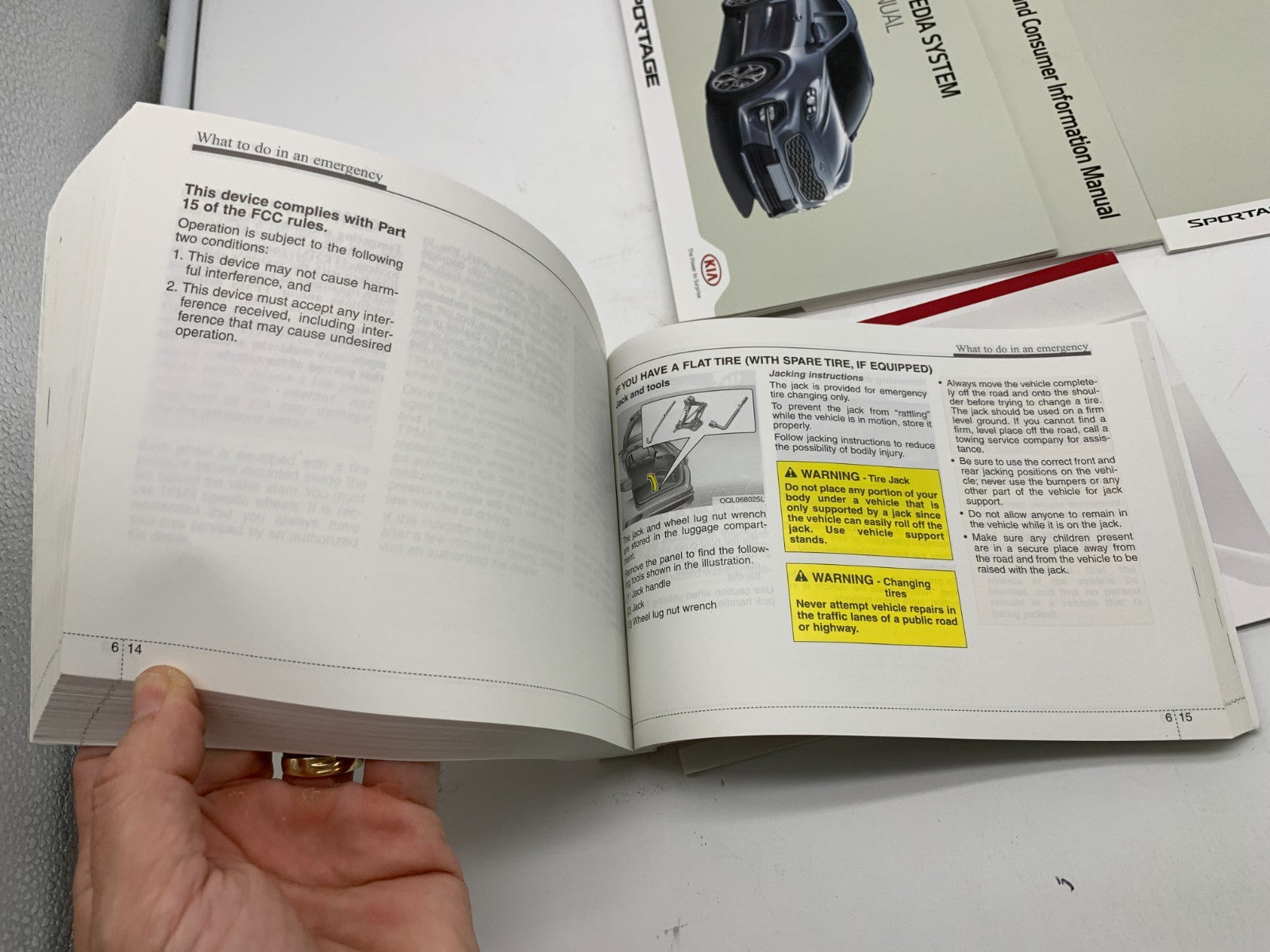 2020 Kia Sportage Owners Manual Set OEM B04B27011