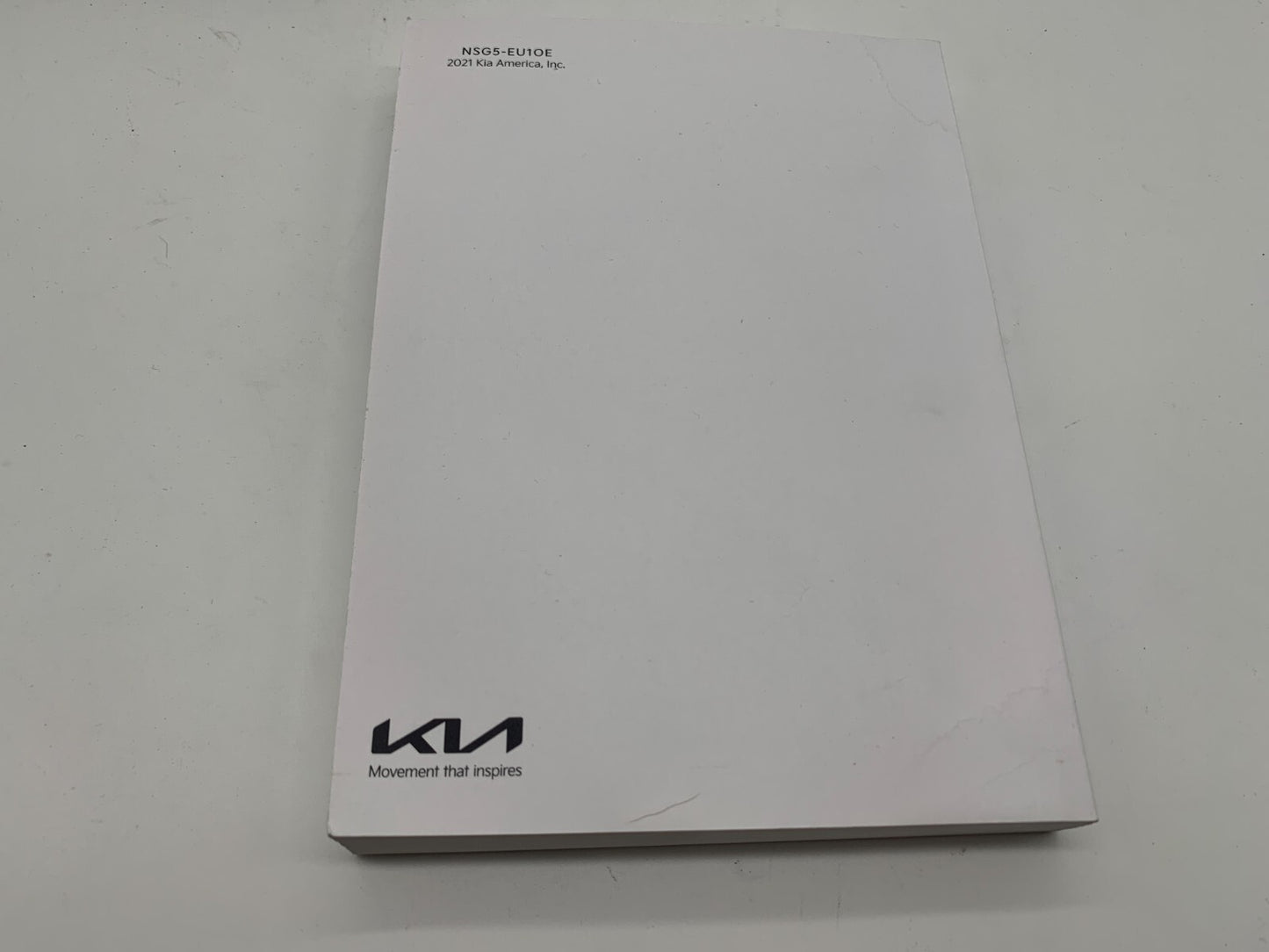 2022 Kia Telluride Sedan Owners Manual Set with Case OEM E01B46009