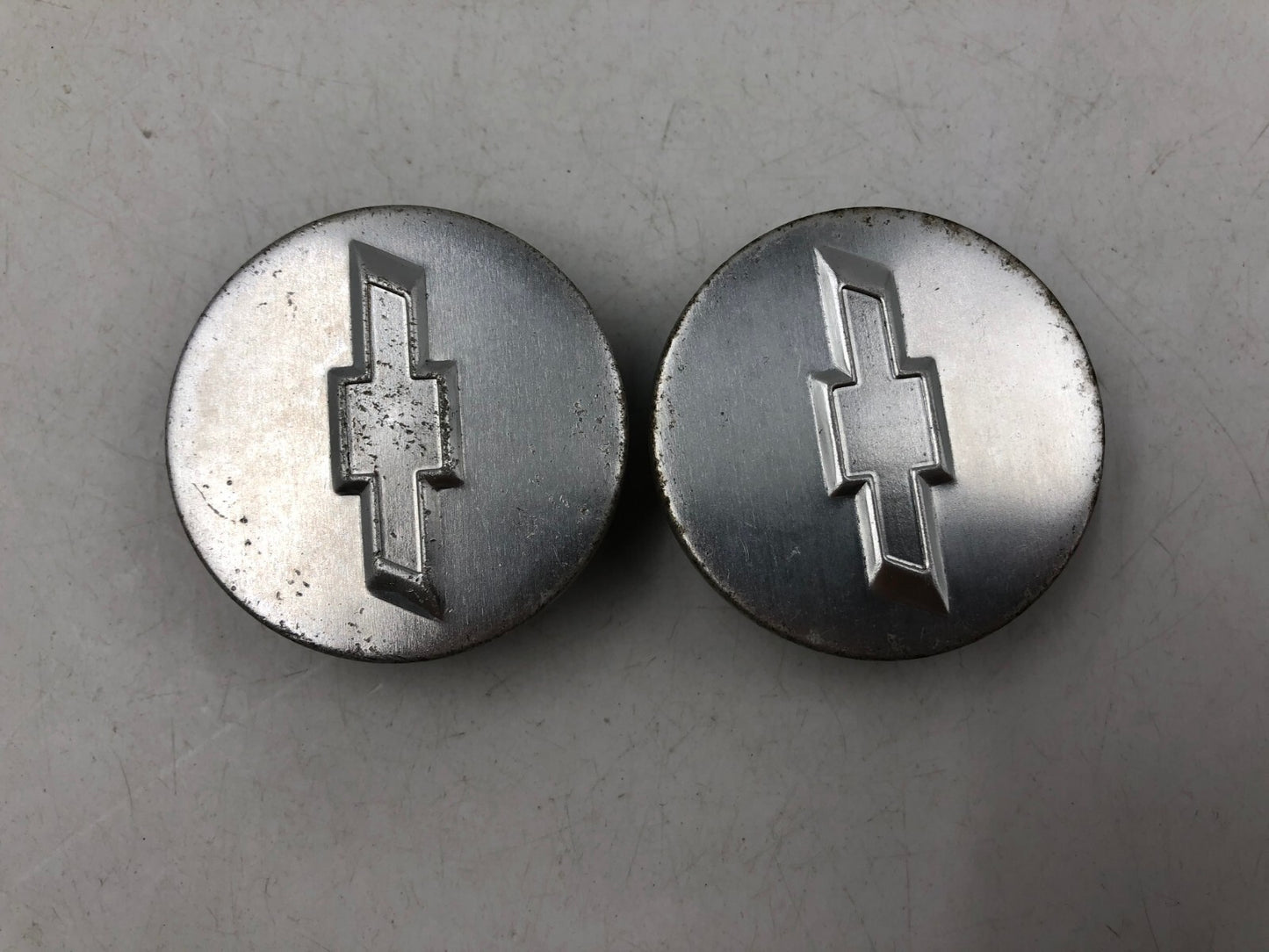 Chevrolet Rim Wheel Center Cap Set Silver OEM D04B31086