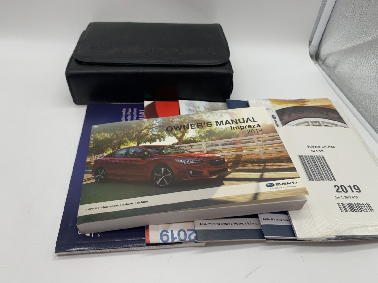 2019 Subaru Impreza Owners Manual Set with Case OEM D01B41075