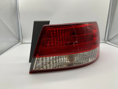 2006-2008 Hyundai Sonata Passenger Side Tail Light Taillight OEM B04B28021