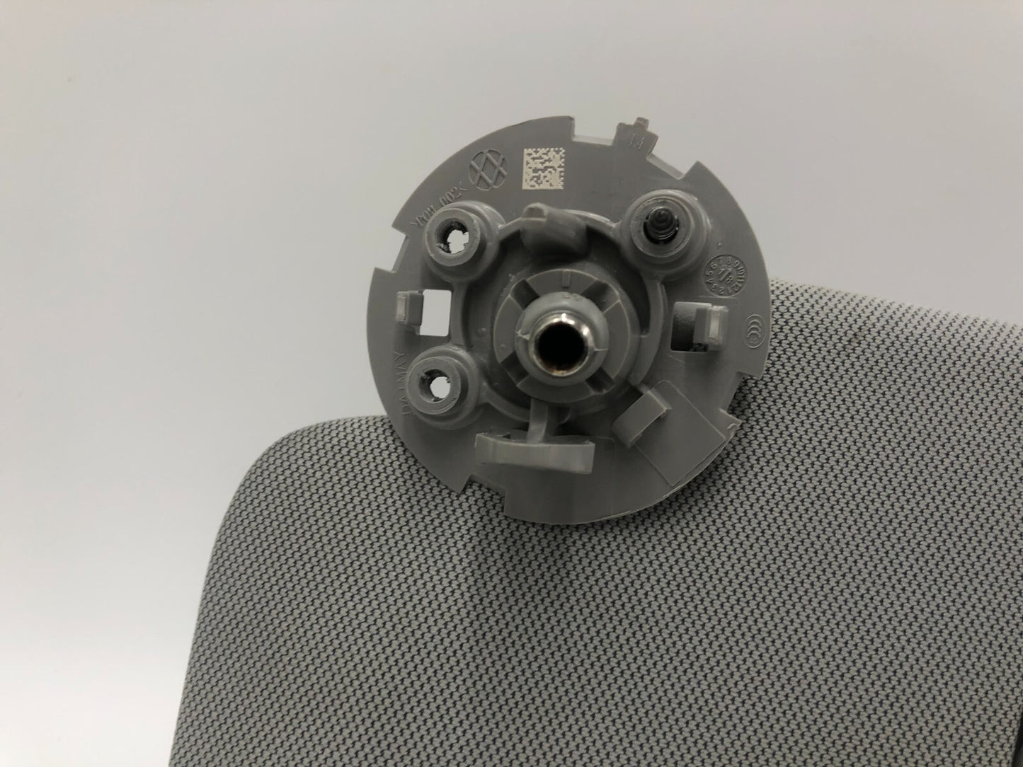 2017-2021 Chevrolet Trax Driver Sun Visor Gray OEM E02B47036