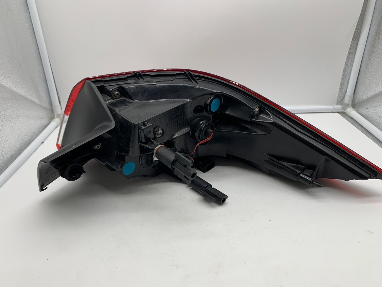 2018-2020 Buick Regal Driver Side Tail Light Taillight OEM A01B52087