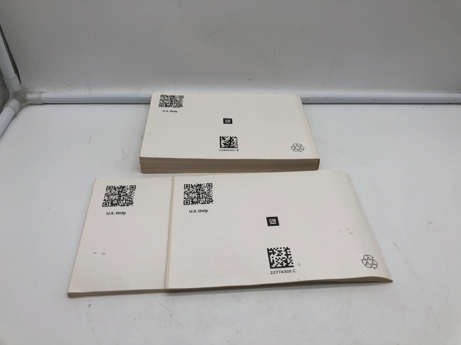 2014 Chevrolet Cruze Owners Manual Set OEM A04B50043