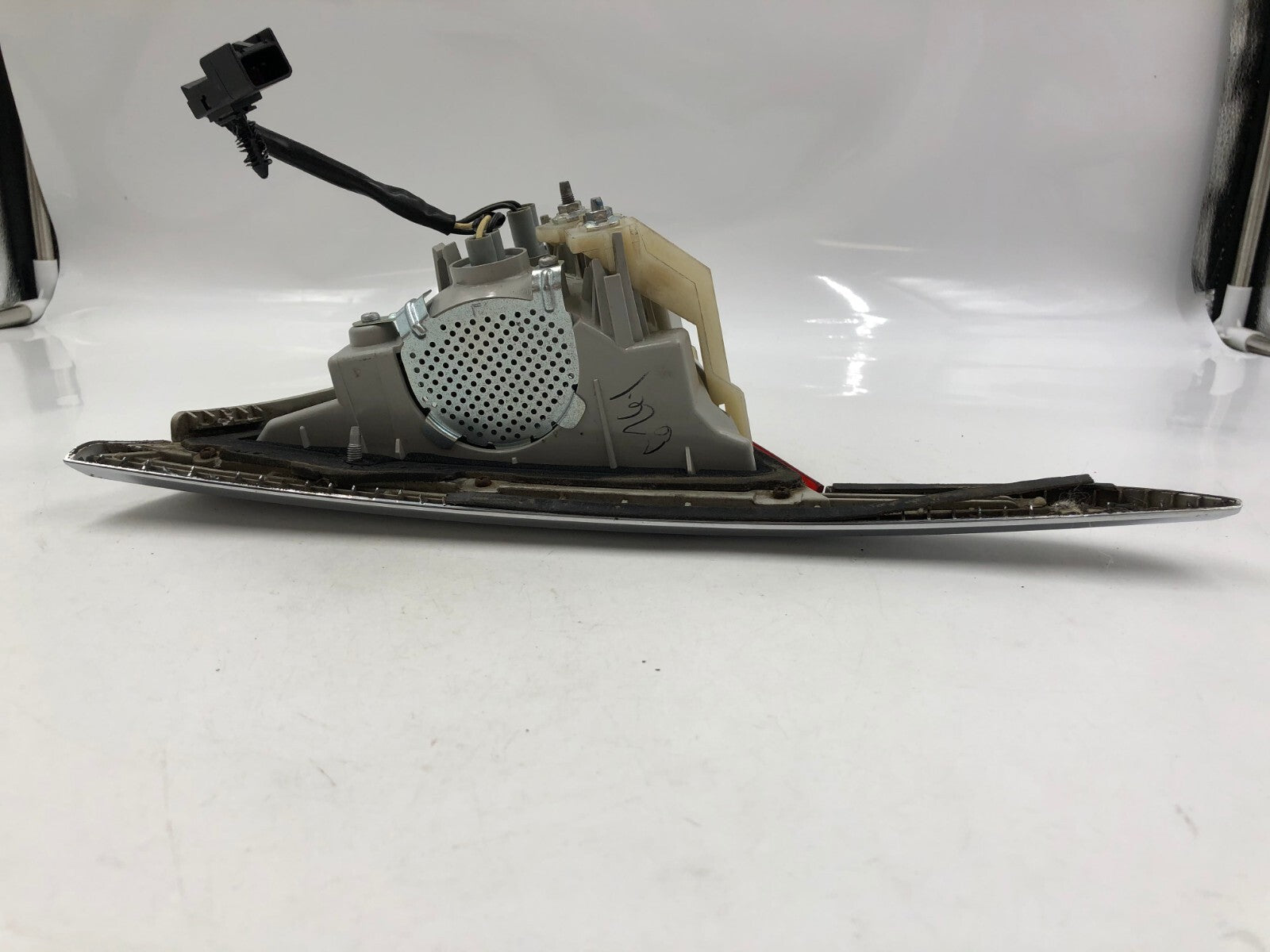 2012-2017 Buick Verano Driver Side Trunklid Tail Light Taillight OEM 22985775