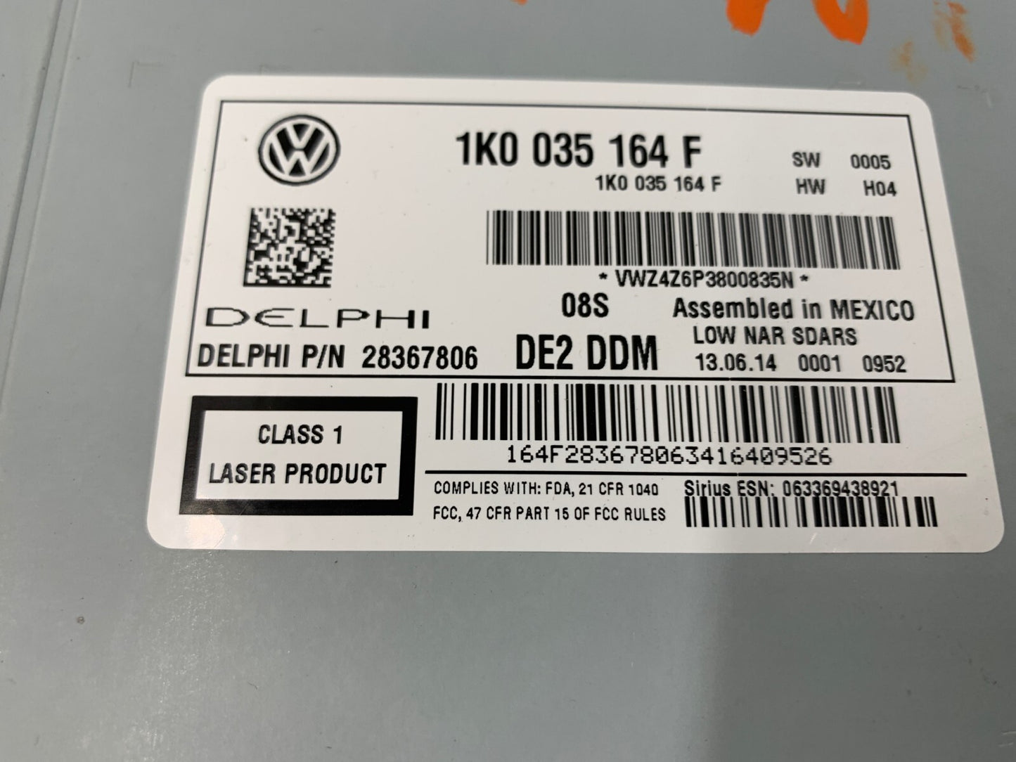 2013-2015 Volkswagen Passat AM FM CD Player Radio Receiver OEM E03B04063