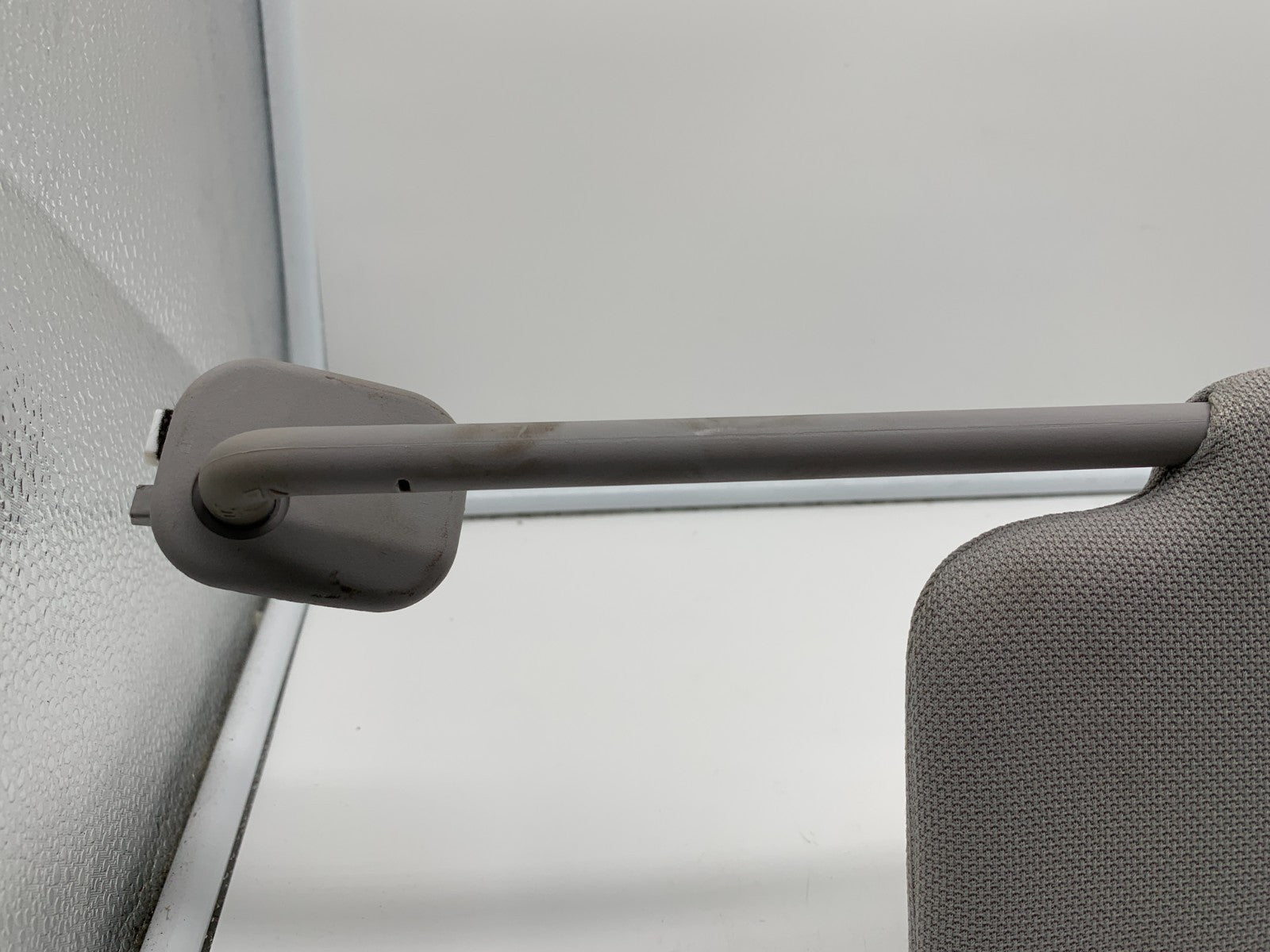 2015-2019 Hyundai Sonata Passenger Sun Visor Gray Illuminated OEM A02B38001