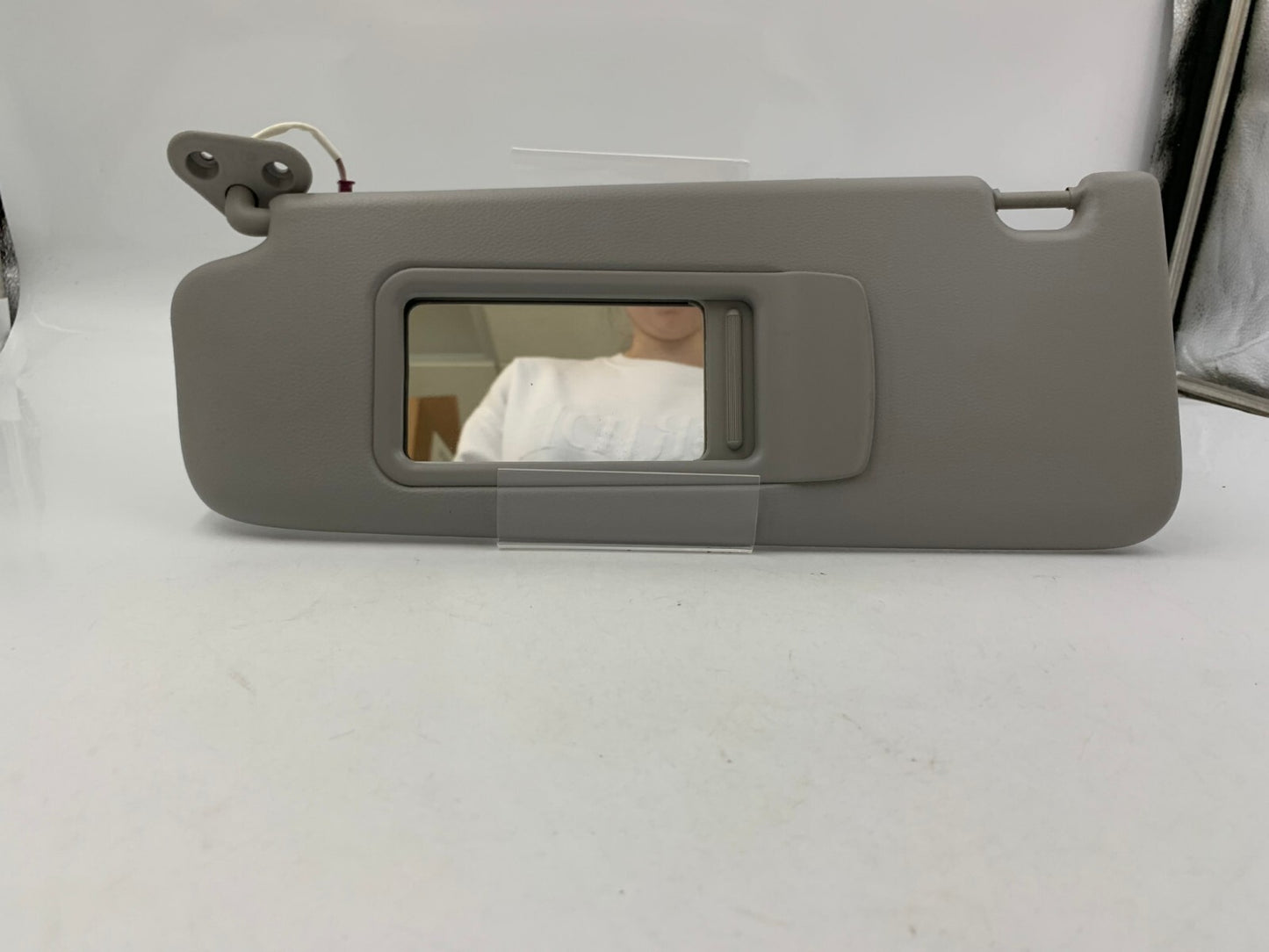 2008-2009 BMW 535i Driver Sun Visor Gray Illuminated OEM C01B39053