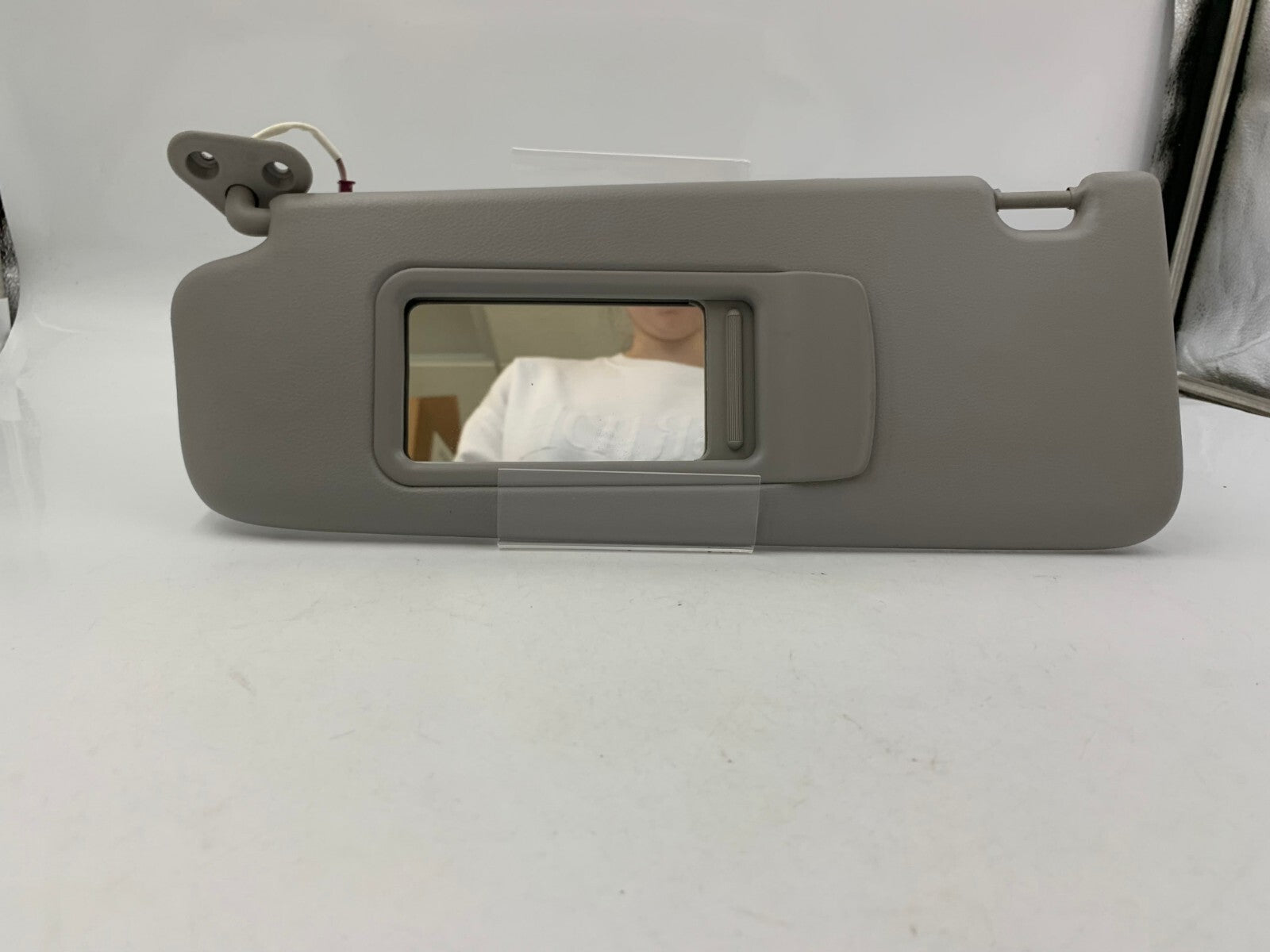 2008-2009 BMW 535i Driver Sun Visor Gray Illuminated OEM C01B39053