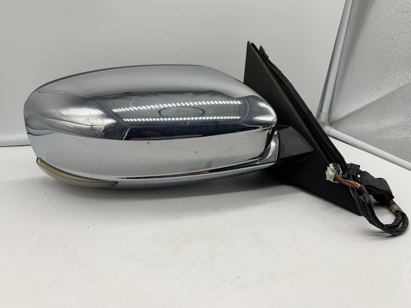 2011-2014 Chrysler 300 Passenger Side View Power Door Mirror Chrome BSA OEM