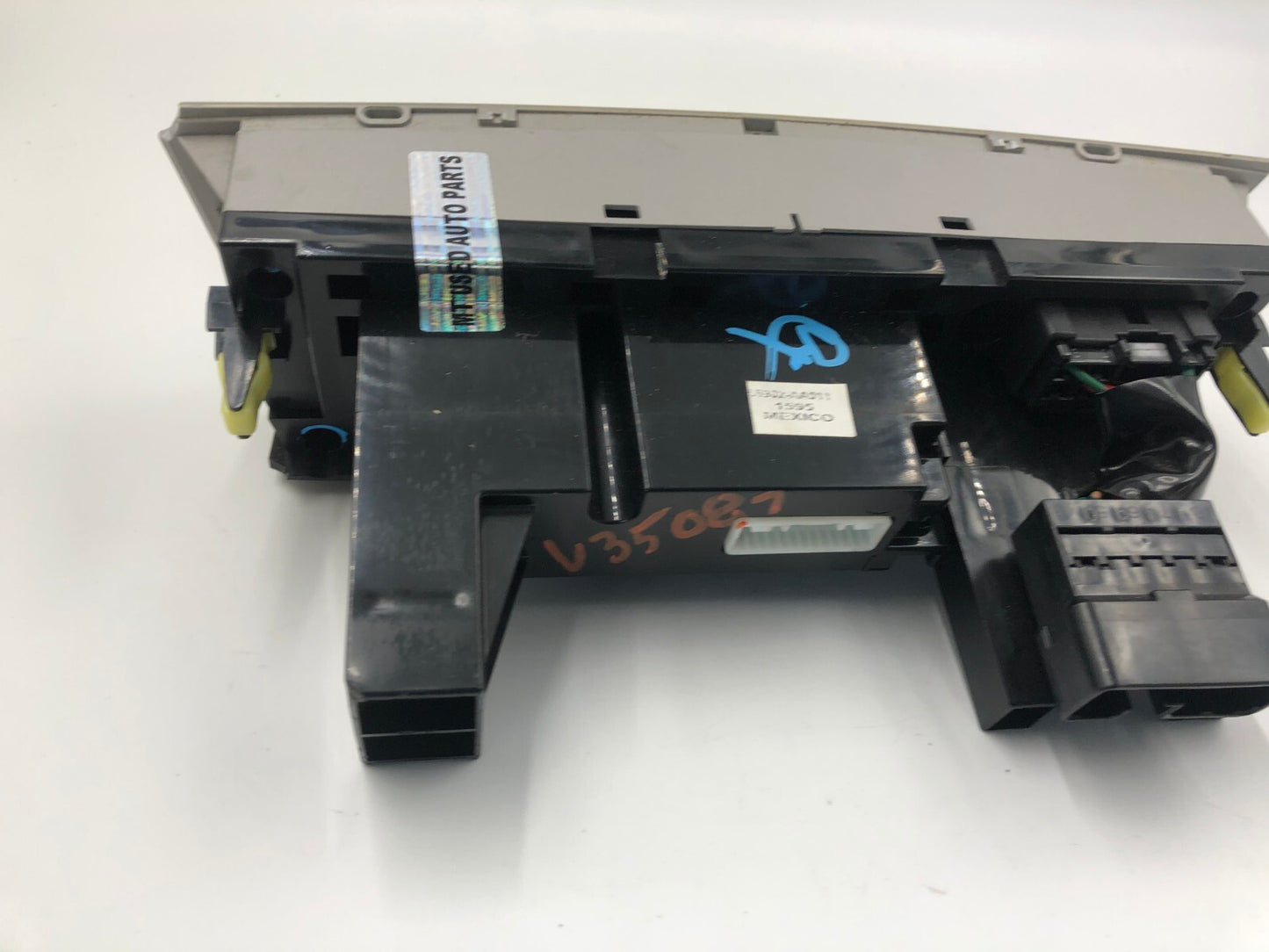 2004-2006 Toyota Solara AC Heater Climate Control Unit OEM C03B40052