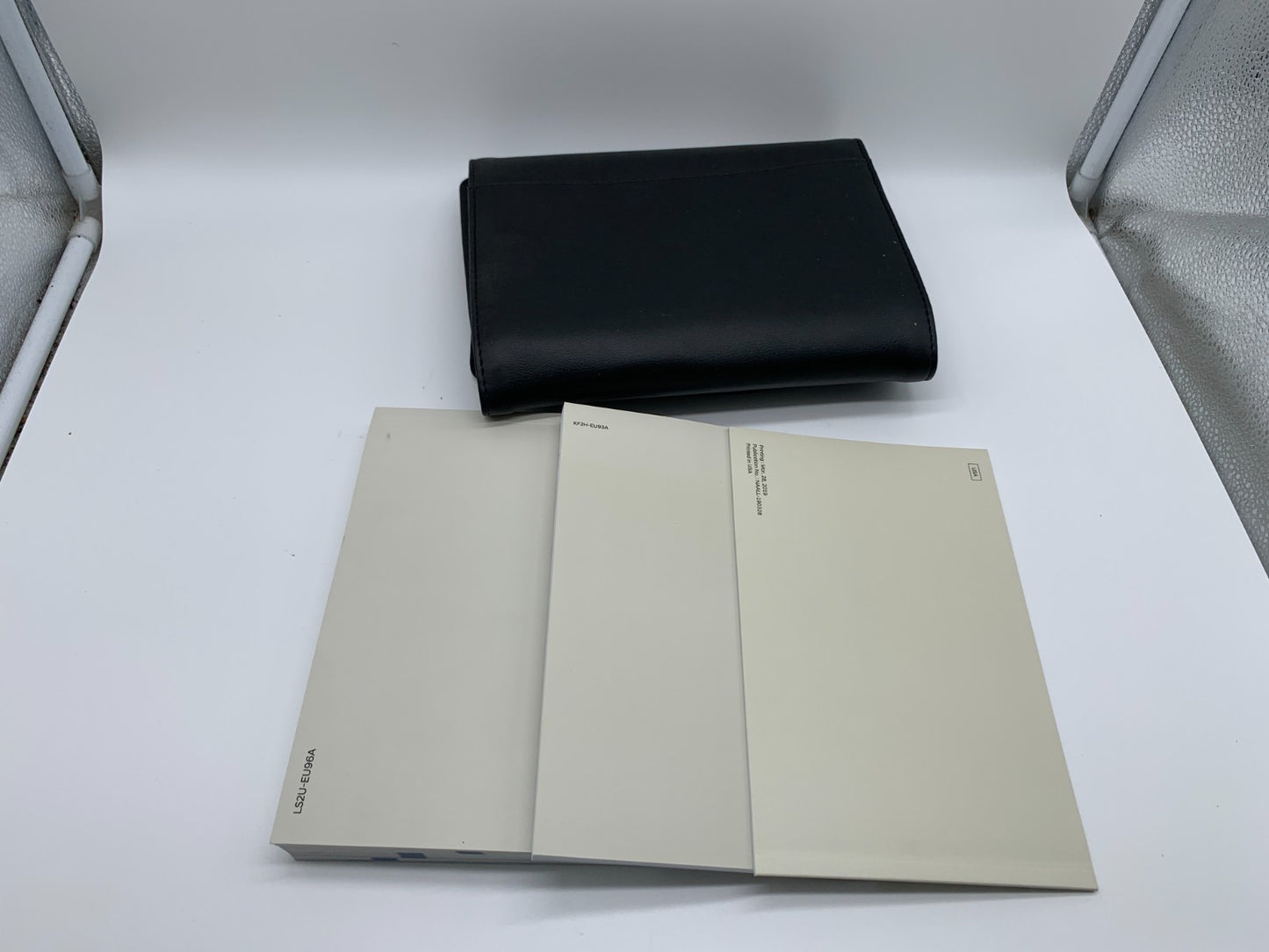 2020 Hyundai Santa FE Owners Manual Set with Case OEM B04B48008