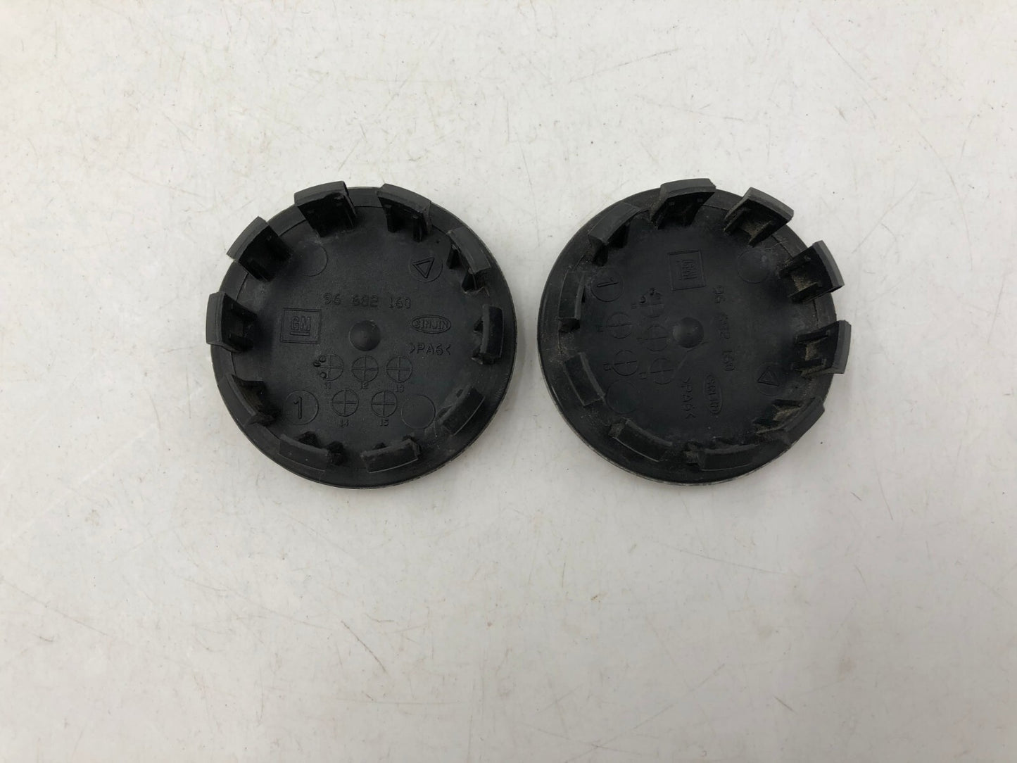 Chevrolet Rim Wheel Center Cap Set Silver OEM D04B31086