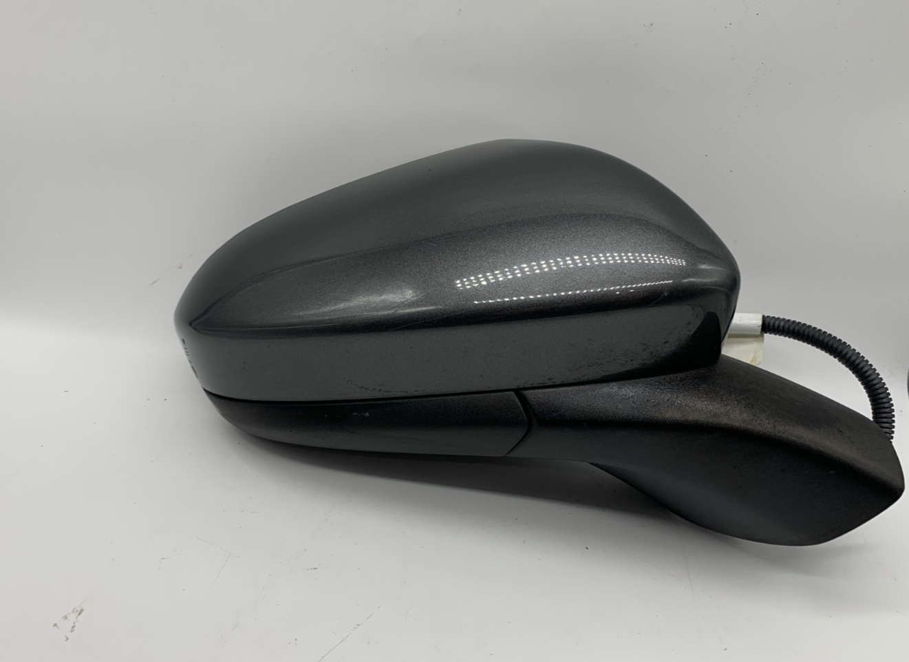 2018 Ford Fusion Passenger Side View Power Door Mirror Gray OEM C01B04061