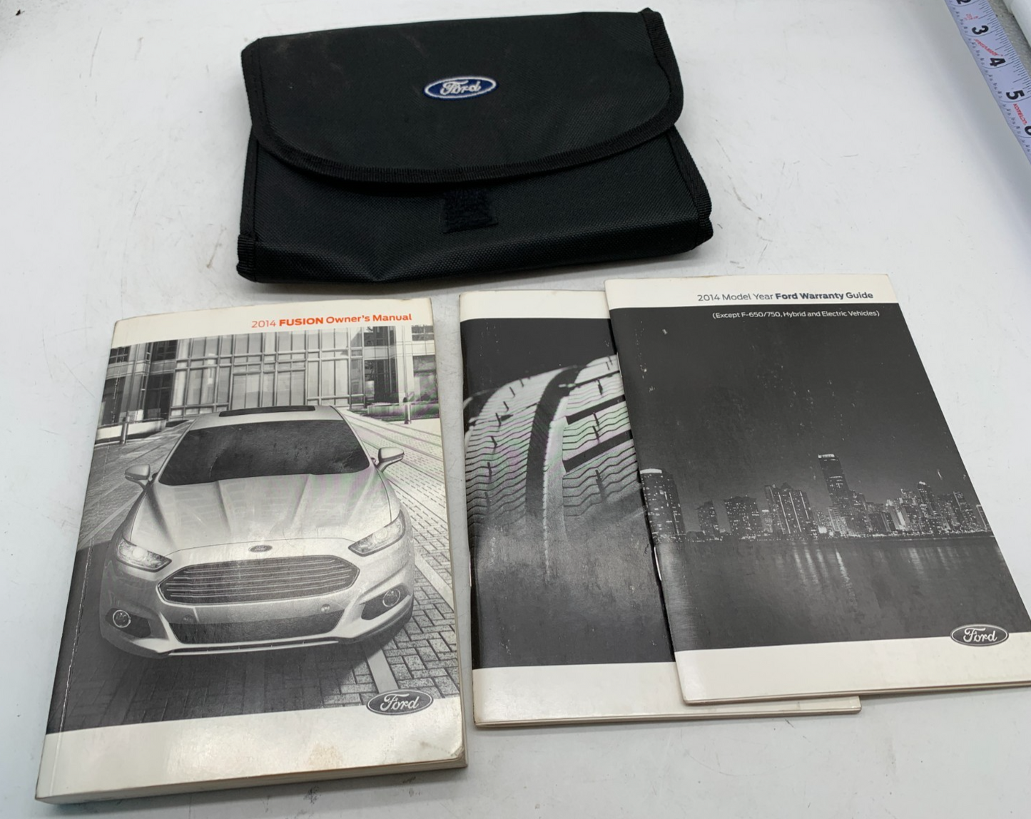 2014 Ford Fusion Owners Manual Set with Case OEM C03B62006