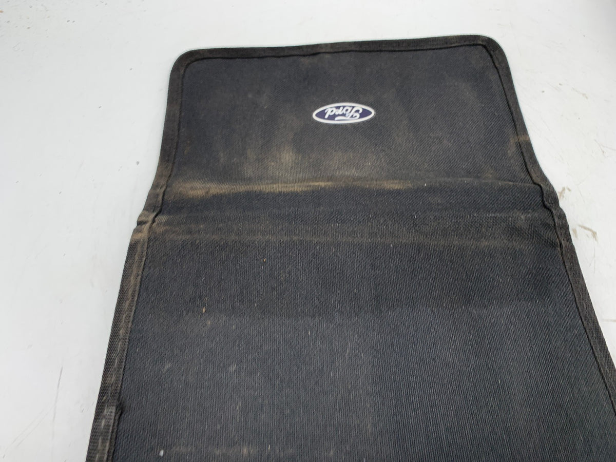 2017 Ford Fusion Owners Manual Set with Case OEM R01B33018