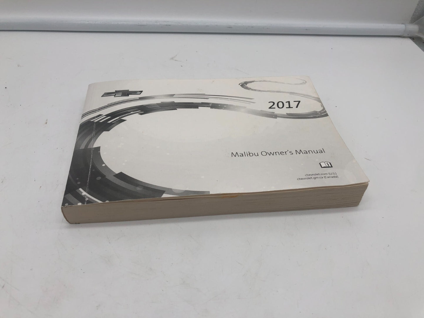 2017 Chevrolet Malibu Owners Manual OEM A03B46003