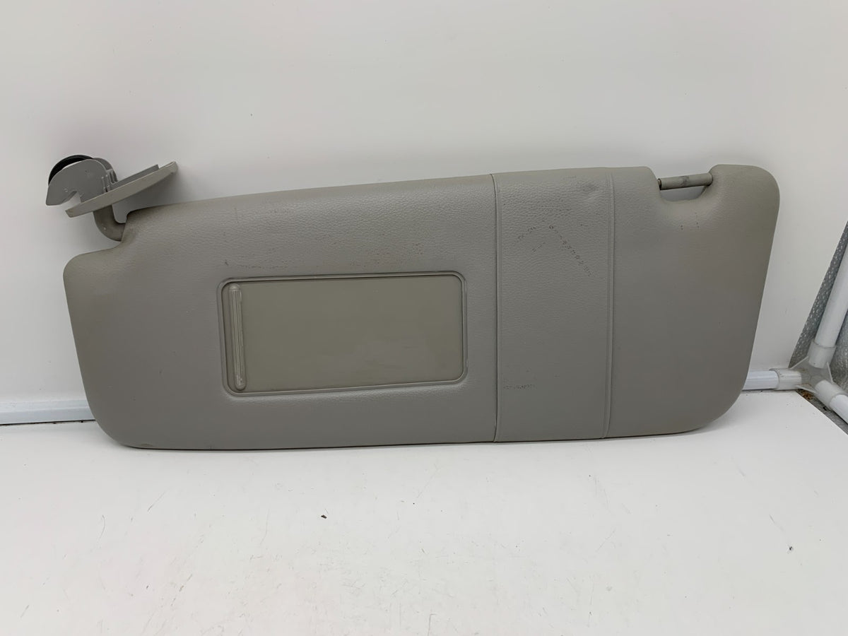2006-2009 BMW 525 Driver Sun Visor Gray Illuminated OEM C03B69018