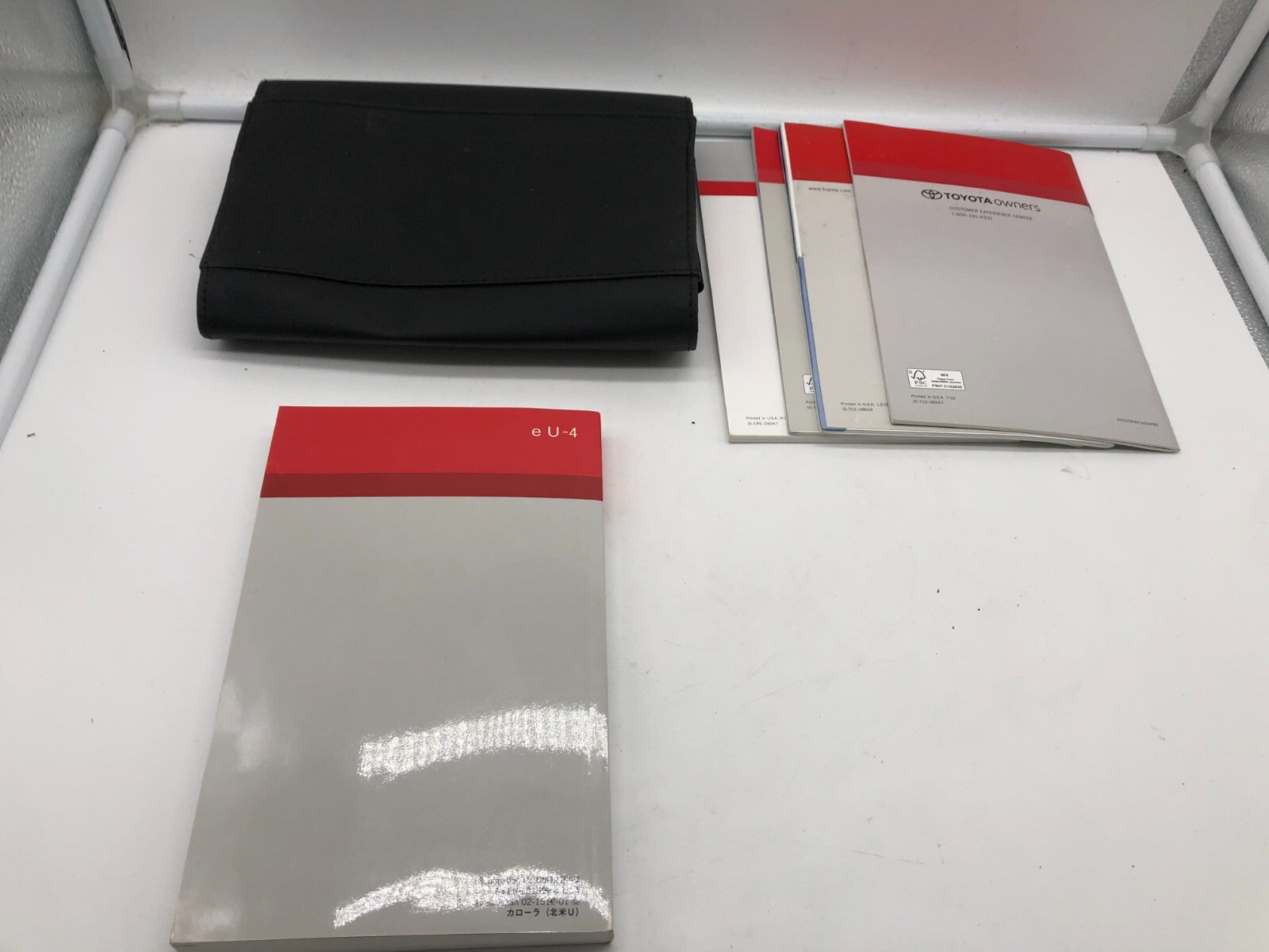 2016 Toyota Corolla Owners Manual Set with Case OEM E02B18002