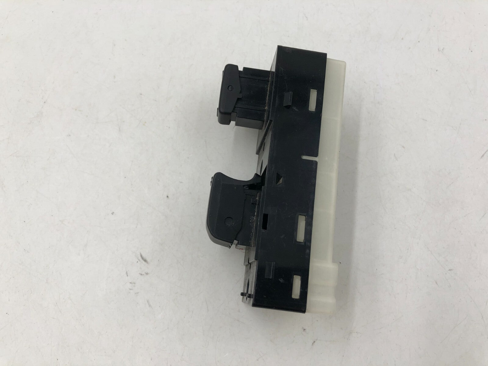 2007-2012 Nissan Altima Master Power Window Switch OEM C03B24028