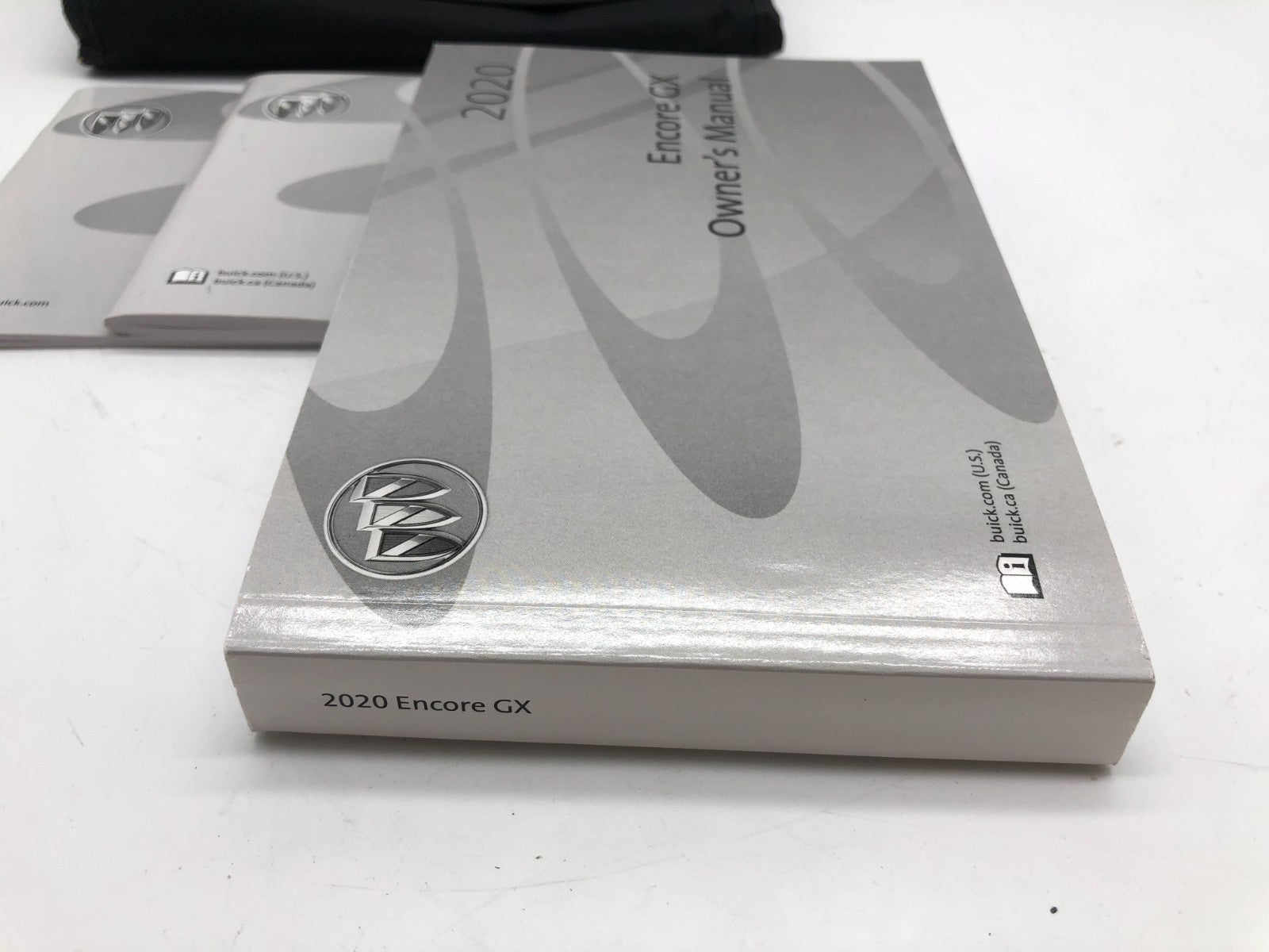 2020 Buick Encore GX Owners Manual Set with Case OEM A03B23040