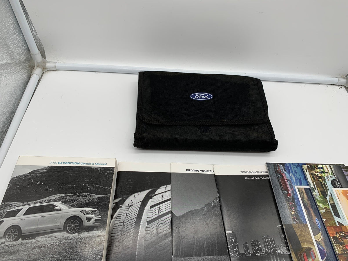 2018 Ford Expedition Owners Manual Set with Case OEM R01B09020