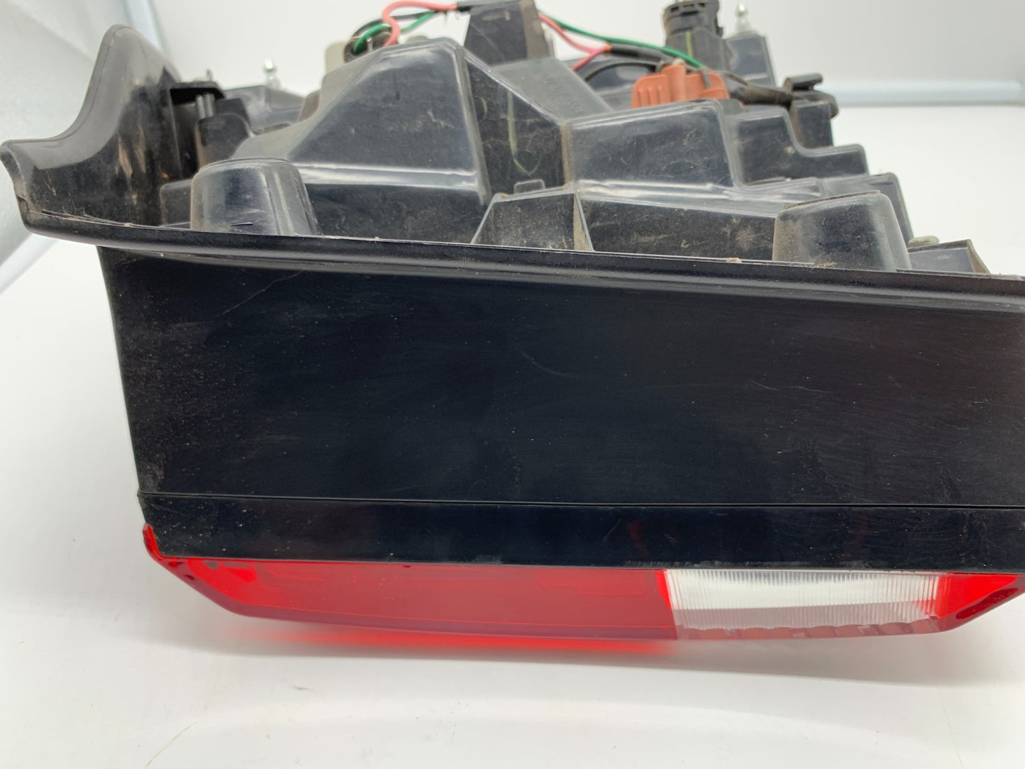 2014-2015 Kia Sorento Driver Tail Light Quarter Panel Lamp OEM
