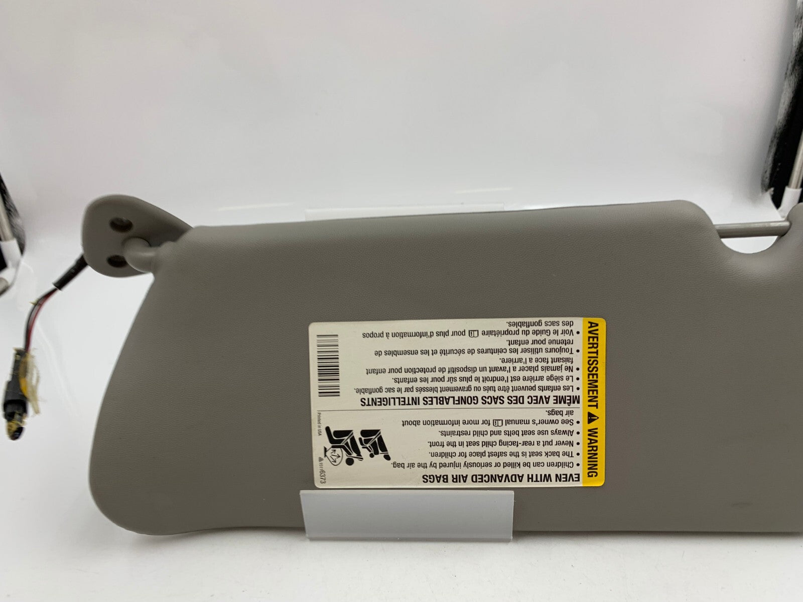 2003-2007 Cadillac CTS Passenger Sun Visor Gray Illuminated OEM E02B63003