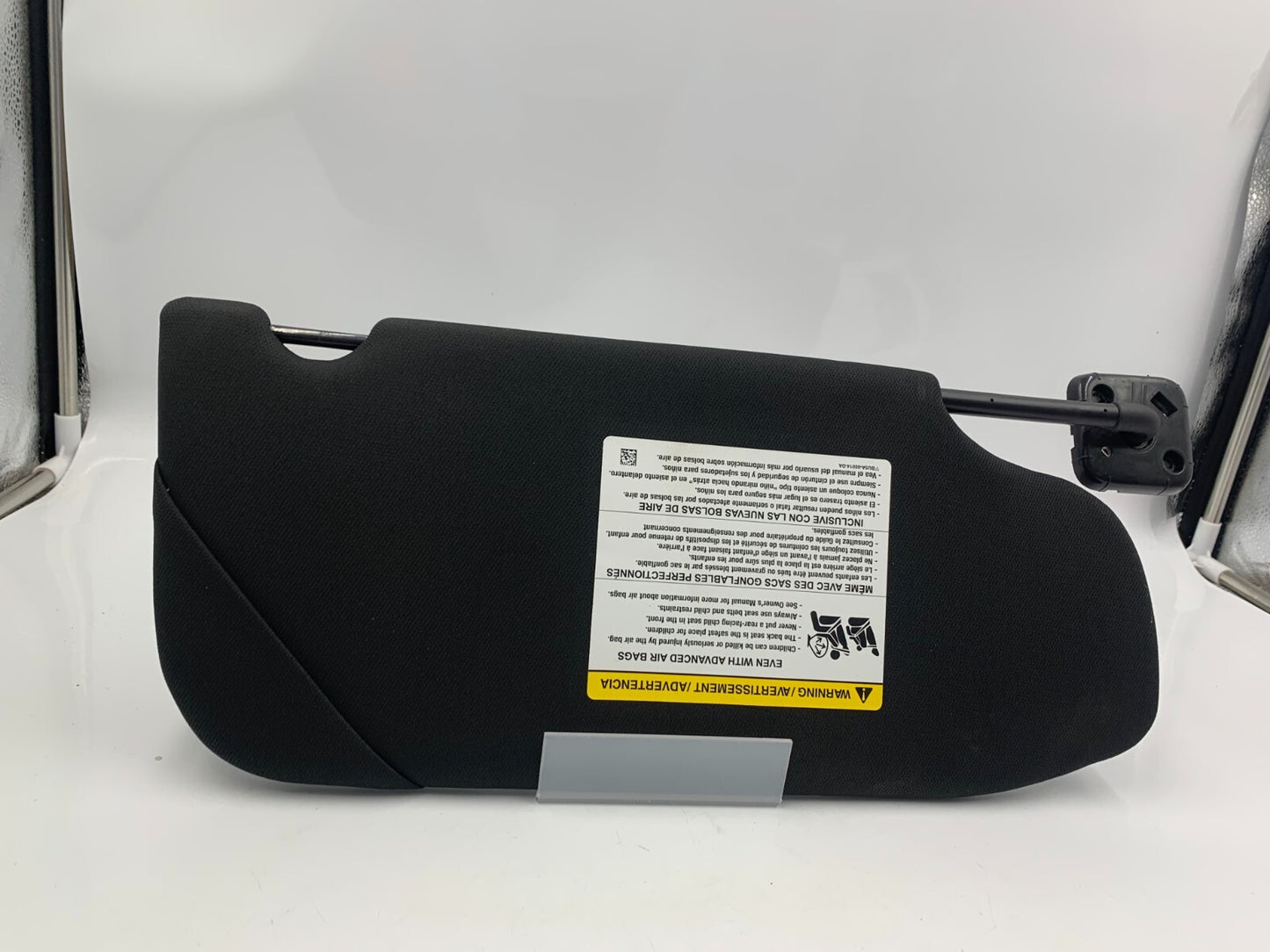 2013-2019 Ford Taurus Driver Sun Visor Sunvisor Black Illuminated OEM D04B17027