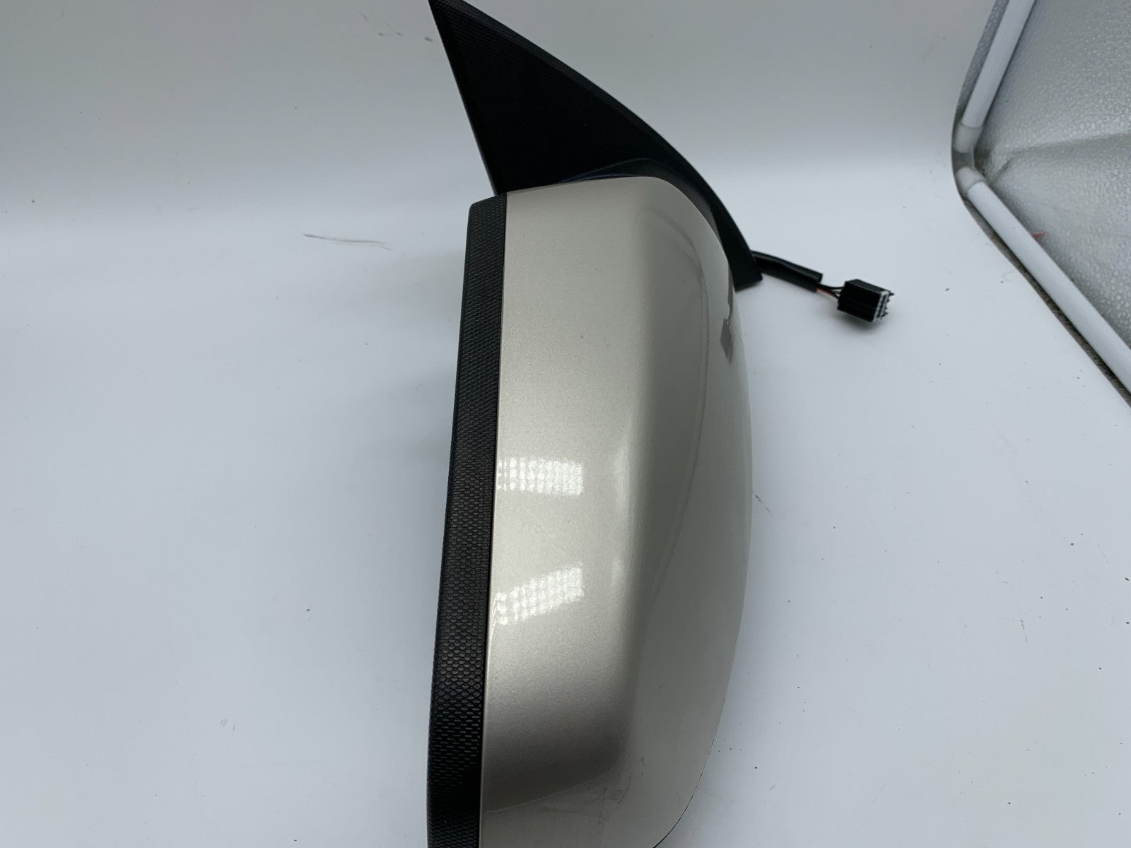 2015-2017 Chevrolet Equinox Passenger Side View Power Door Mirror OEM A01B51003