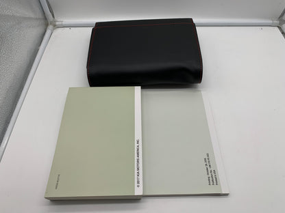 2017 Kia Sorento Owners Manual Set with Case OEM C01B47007