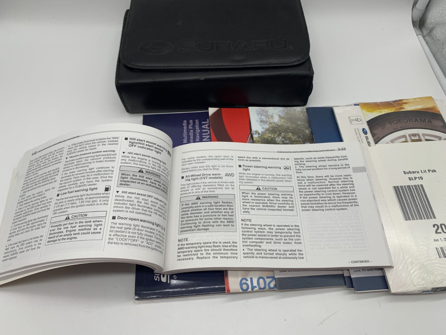 2019 Subaru Impreza Owners Manual Set with Case OEM D01B41075