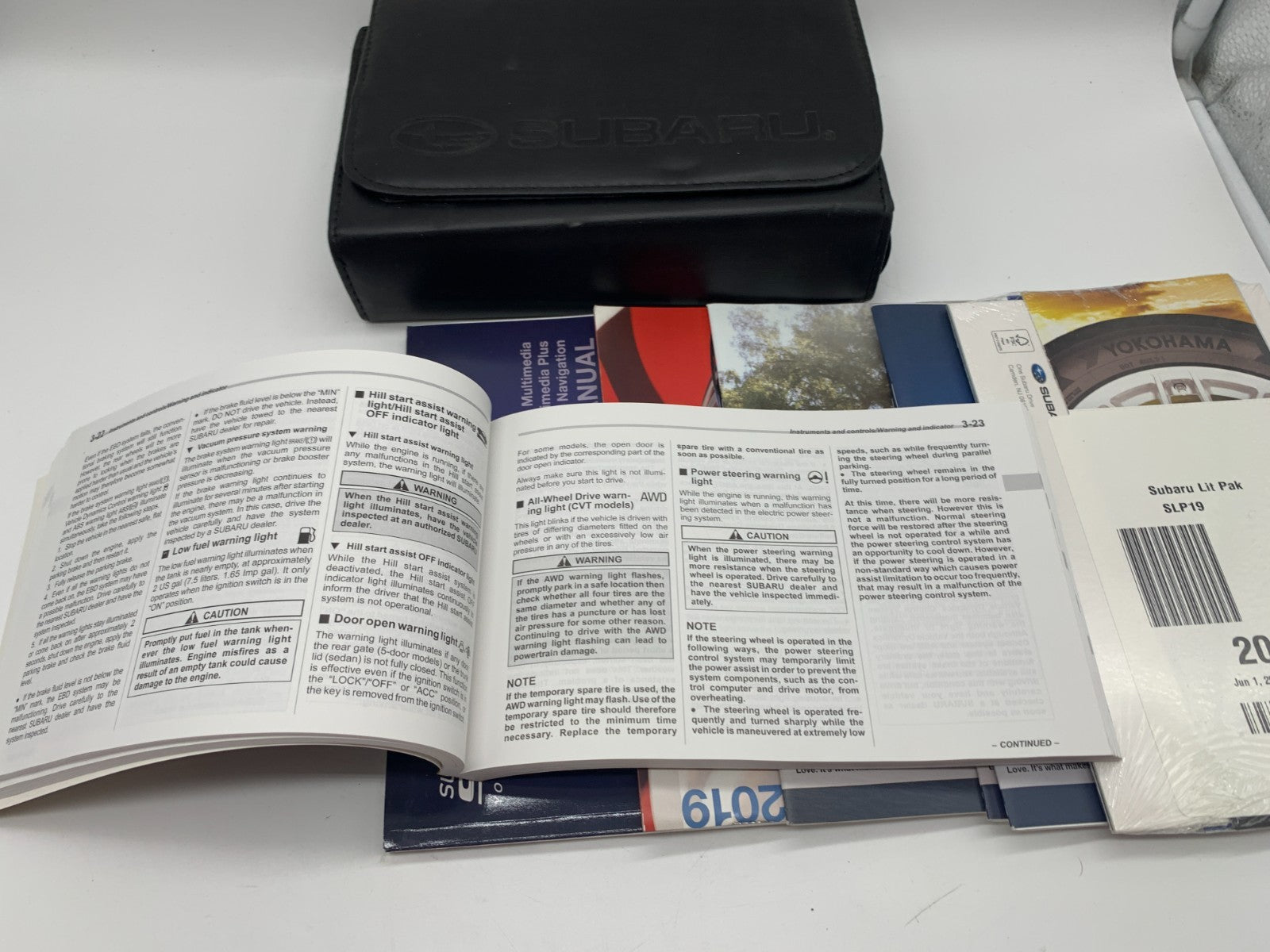 2019 Subaru Impreza Owners Manual Set with Case OEM D01B41075