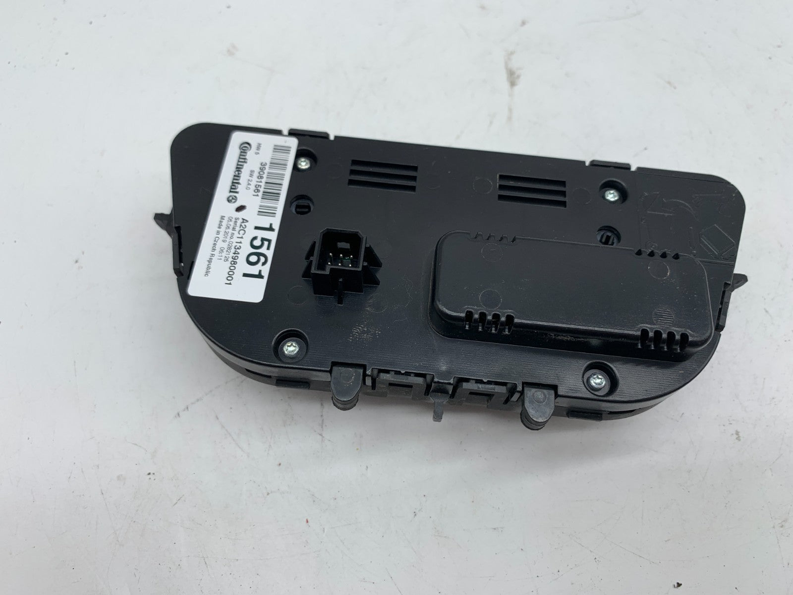 2017-2022 Buick Encore AC Heater Climate Control OEM B02B04054