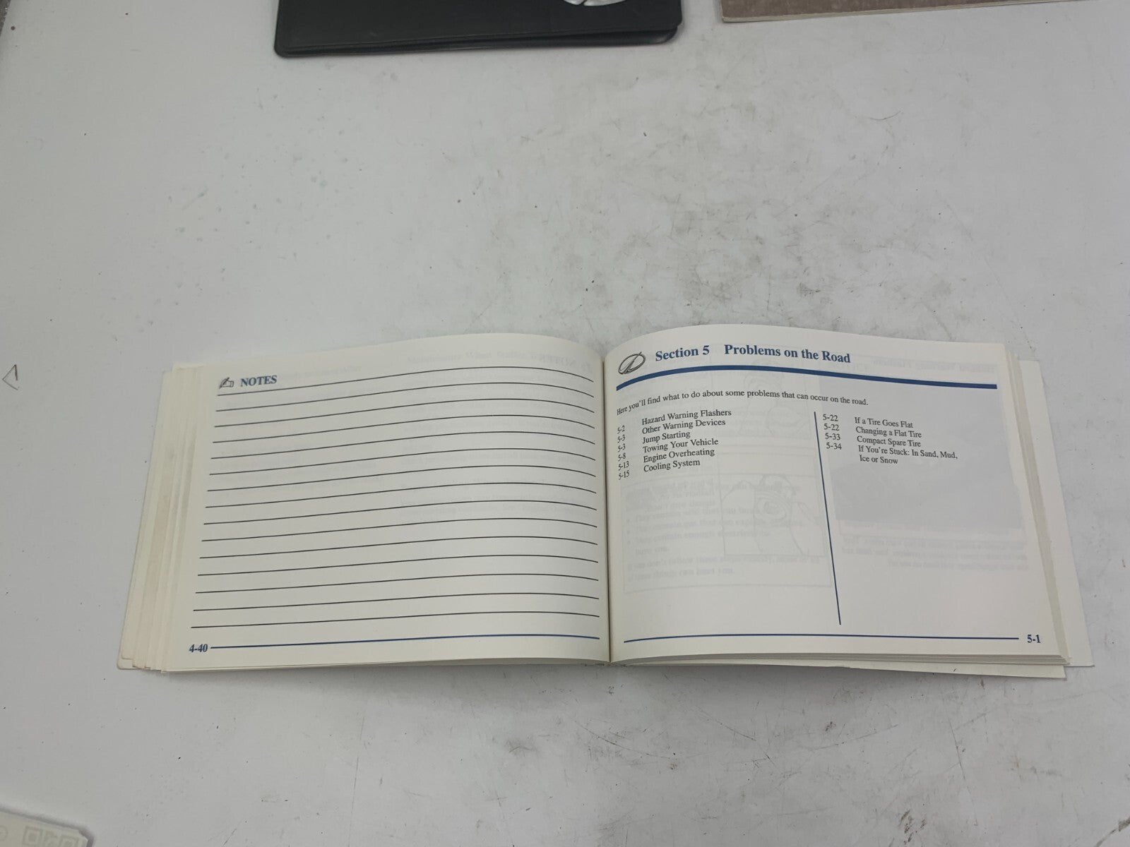 1998 Oldsmobile Eighty Eight Owners Manual Set with Case OEM E01B40081