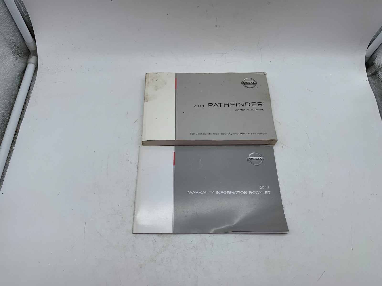2011 Nissan Pathfinder Owners Manual Set with Case OEM B03B51009