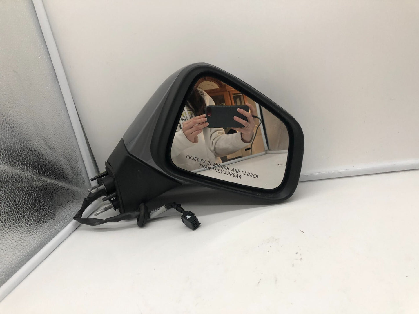 2017-2020 Chevrolet Trax Passenger Side View Power Door Mirror Gray OEM