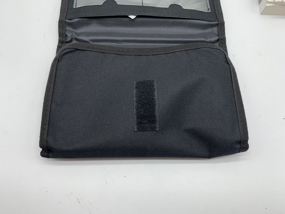 2018 Ford Explorer Owners Manual Set with Case OEM R01B30014